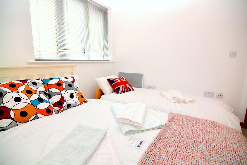 Apartment Wharf - Cuba Street London Bagian luar foto