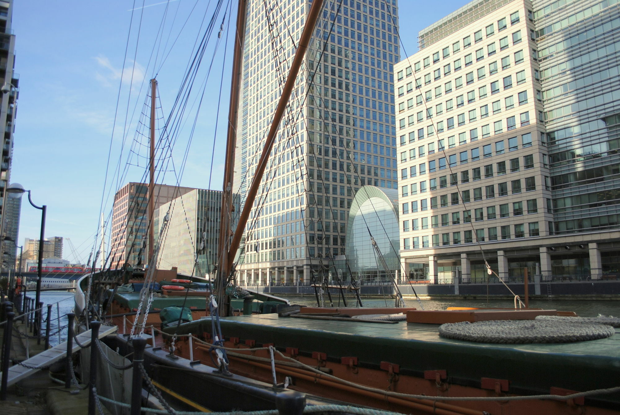 Apartment Wharf - Cuba Street London Bagian luar foto
