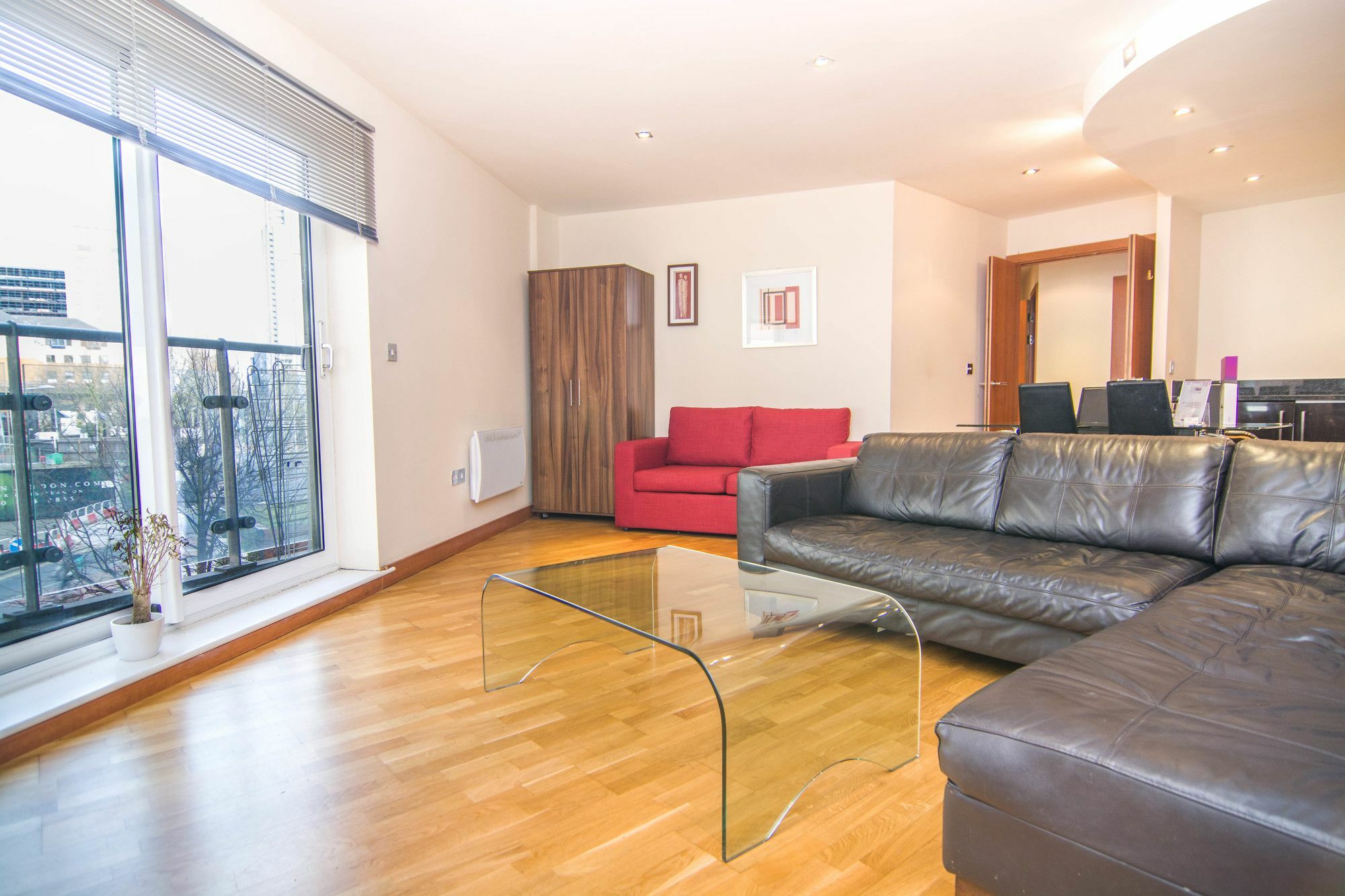 Apartment Wharf - Cuba Street London Bagian luar foto