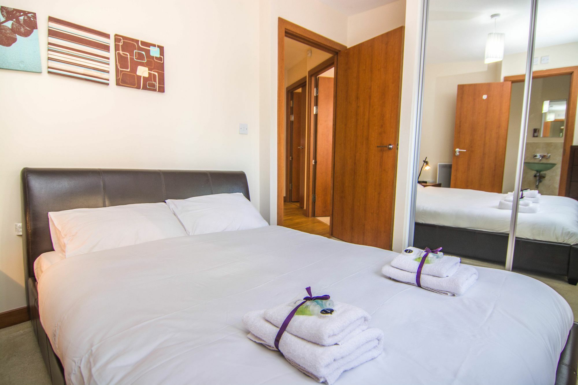Apartment Wharf - Cuba Street London Bagian luar foto