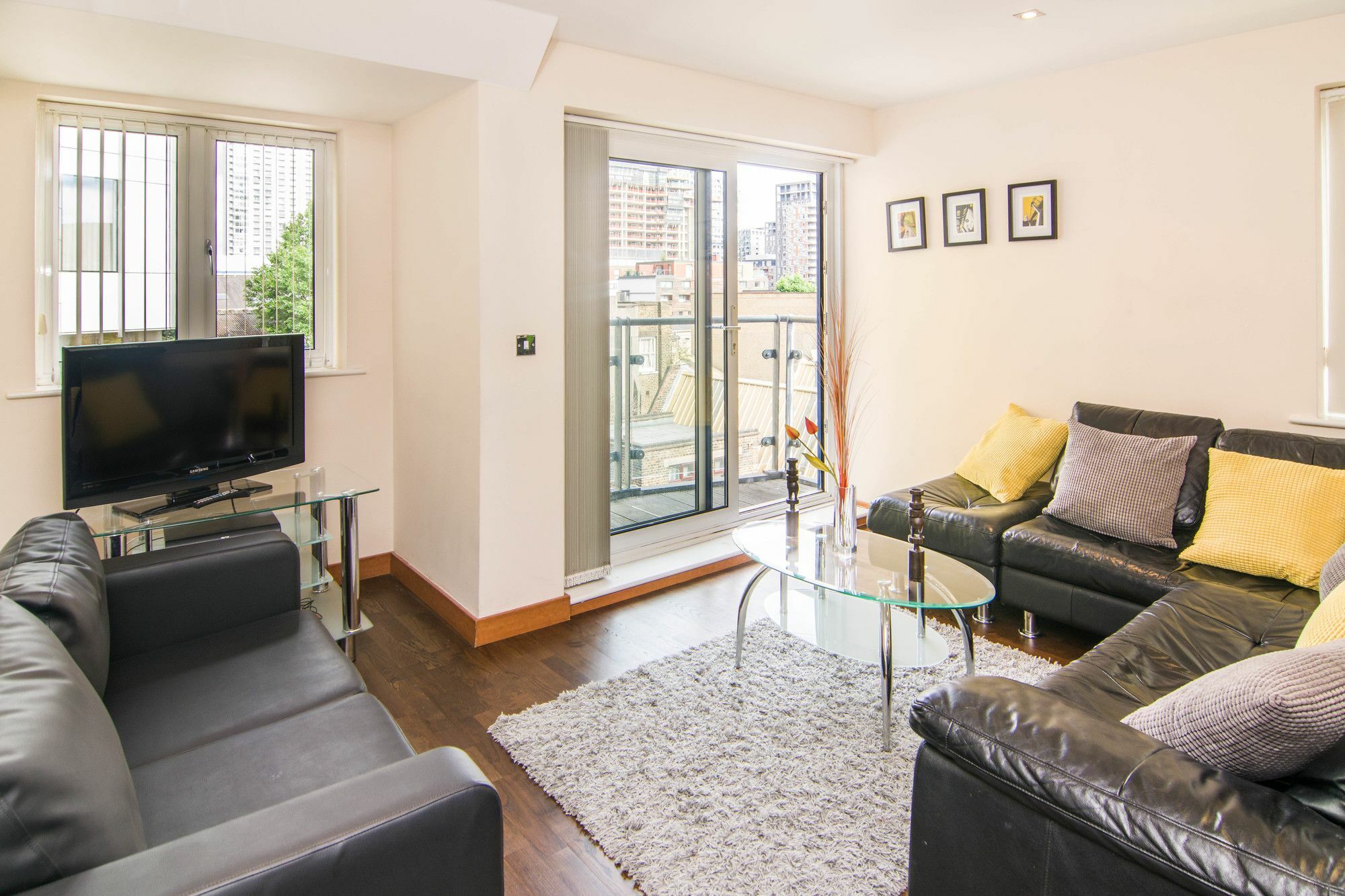 Apartment Wharf - Cuba Street London Bagian luar foto