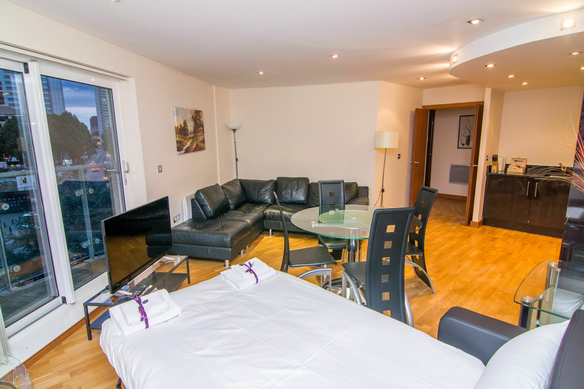 Apartment Wharf - Cuba Street London Bagian luar foto