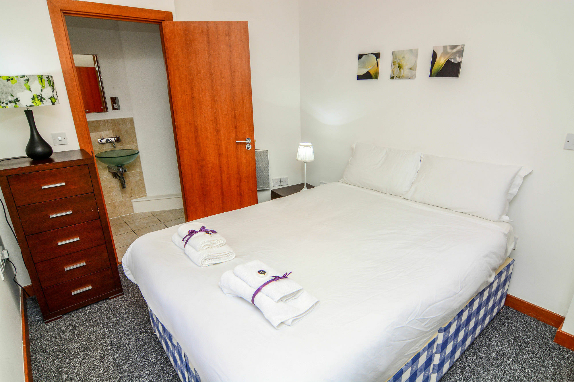 Apartment Wharf - Cuba Street London Bagian luar foto