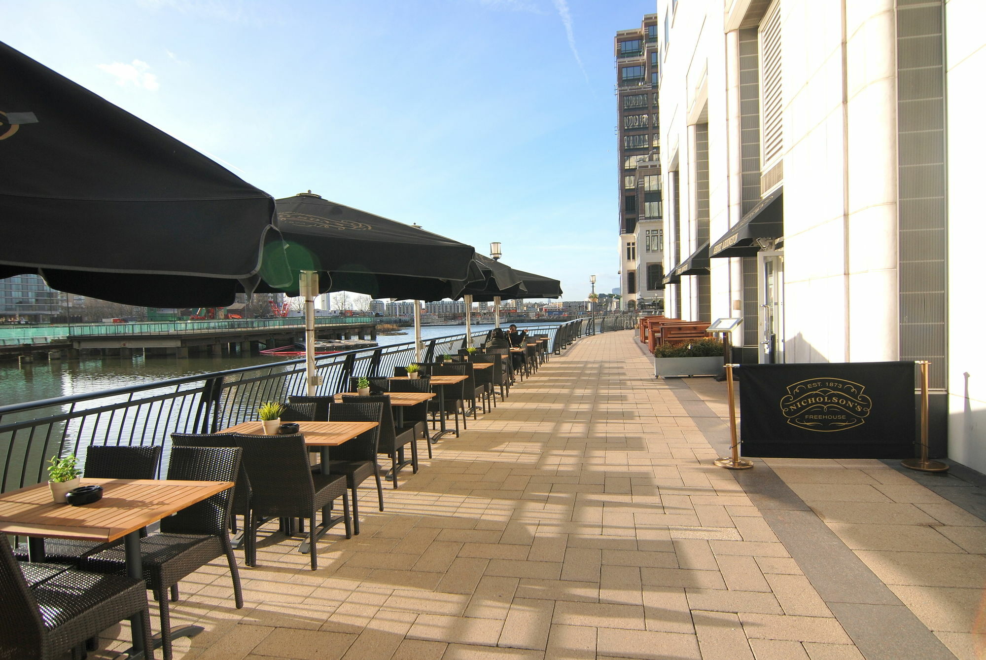 Apartment Wharf - Cuba Street London Bagian luar foto
