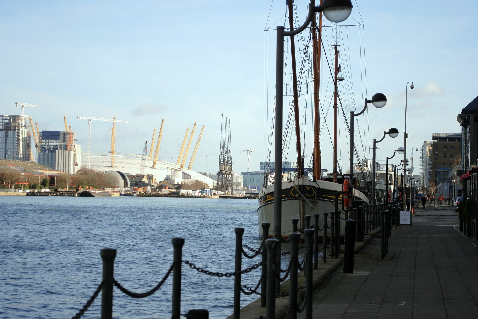 Apartment Wharf - Cuba Street London Bagian luar foto