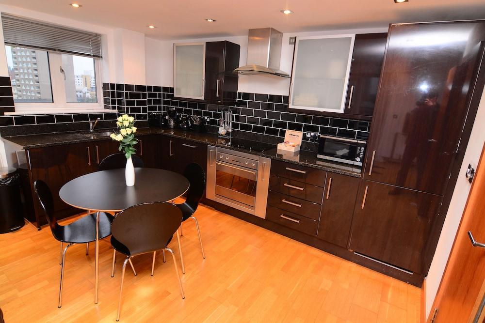Apartment Wharf - Cuba Street London Bagian luar foto